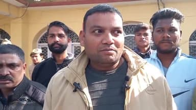 मुरादाबाद: संभल में पुजारी द्वारा वाल्मीकि समाज को बोल गए जाति सूचक शब्द रोहित वाल्मीकि ने दी जानकारी डीएम को सोपा ज्ञापन