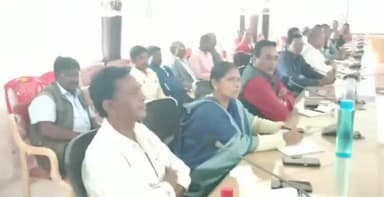 कोंडागांव: स्कूल हेल्थ एंड वैलनेस विषय पर CMHO कार्यालय में उन्मुखीकरण प्रशिक्षण का हुआ आयोजन, जिले के 150 शिक्षक हुुए शामिल