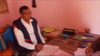 करपी: प्रखंड मध्यान भोजन साधनसेवी ने पाठकचक, शिशो विगहा,गुलाव सिंह इंग्लिश प्राथमिक विद्यालय का किया निरीक्षण