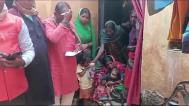 जगदीशपुर: बीजेपी के एक शिष्टमंडल ने बोधा टोला निवासी मृतक चंदन कुमार के पीड़ित परिजनों से की मुलाकात