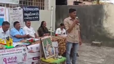 જેતપુર: હરીયાસણ ગામે કરવામા તાલુકા વિકાસ અધિકારીની ઉપસ્થિતિમાં સંકલ્પ યાત્રાનું આયોજન કરવામાં આવ્યું