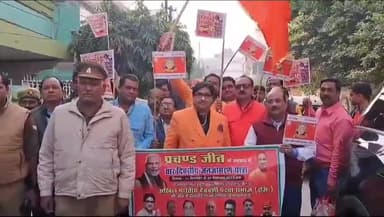 BJP के तीन राज्यों में मिली जीत को लेकर वाराणसी में अखिल भारतीय देववंशी पटवा समाज ने निकली जन जागरण यात्रा