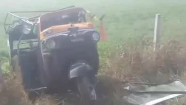 पन्ना: इटोरी मोड़ के पास अनियंत्रित ऑटो पलटी आधा दर्जन लोग हुए घायल