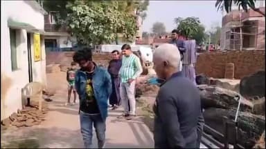 गिरिडीह: बरमसिया में पहाड़ी बाबा को मानने वालों ने बली देकर पहाड़ी में की पूजा अर्चना।