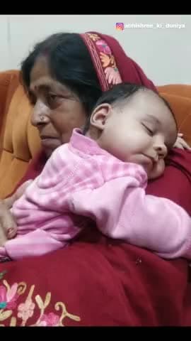 दादी की गोद में ❤️

#poti #dadi #love #life #family