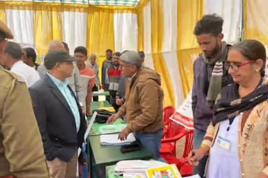 डेगाना: डेगाना क्षेत्र मे आयोजित विकसित भारत संकल्प यात्रा शिविर का एडीएम ने किया निरीक्षण, पूनास मे बच्चों को करवाया अन्नप्राशन