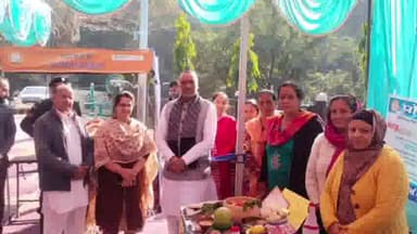 कालका: विकसित भारत संकल्प यात्रा का पड़ाव पिंजौर के गांव बवाना में हुआ, सरकार द्वारा चलाई जा रही योजनाओं के बारे में दी जानकारी