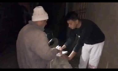 धनबाद/केंदुआडीह: मनईटांड़ स्थित बैंक ऑफ़ इंडिया कॉलोनी स्थित पोल में शॉर्ट सर्किट से लगी आग