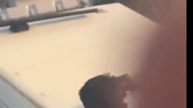 बिलारी: असलत नगर के पास तेज रफ्तार बोलेरो अनियंत्रित होकर डिवाइडर से टकराकर पलटी, हादसे में तीन लोग हुए घायल