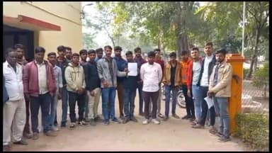 बड़ौद: CM के आदेशके बाद कलेक्टरके निर्देशपर डीजे पर प्रतिबंध लगाने को लेकर डीजे व्यवसाईयों ने तहसीलदार को CM के नाम दिया ज्ञापन