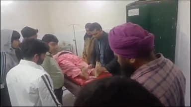 धनौरा: गजरौला खाद गुर्जर चौराहे के पास तेज़ रफ्तार ई रिक्शा की टक्कर से बाइक सवार एक महिला हुई गंभीर रूप से घायल, हालत गंभीर