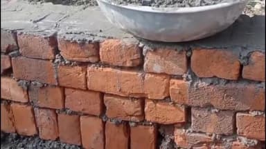 जगाधरी: गढ़ी में बनाए जा रहे नाले के अंदर घटिया सामग्री लगाने का कॉलोनी वासियों ने लगाया आरोप, की जांच की मांग