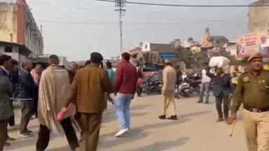 जगाधरी: साइबर ठगी से बचाव को लेकर जीआरपी ने रेलवे स्टेशन पर यात्रियों को किया जागरूक