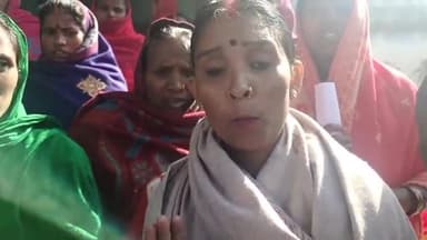 नरकटियागंज: अनुमंडलीय अस्पताल नरकटियागंज में बंध्याकरण ऑपरेशन नहीं होने से नाराज महिलाओं ने किया विरोध