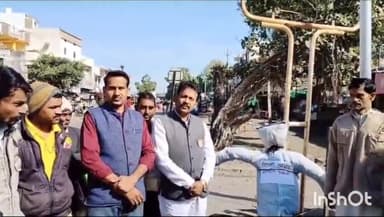 ग्यारसपुर: उपराष्ट्रपति जगदीप धनखड़ का मजाक उड़ाने वाले सांसद कल्याण सिंह का ग्यारसपुर बस स्टैंड पर BJP कार्यकर्ताओं ने पुतला फूंका