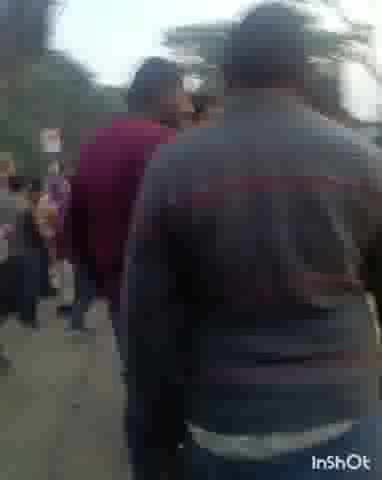 धनघटा: नाथनगर चौराहे के समीप बोलेरो ने टेम्पू को मारी साइड, आपस में भिड़े दोनों वाहन के चालक