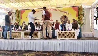 गोटेगांव: नेताजी सुभाष चंद्र बोस स्टेडियम में अंतर्राज्यीय लेदर बाल क्रिकेट टूर्नामेंट का हुआ शुभारंभ