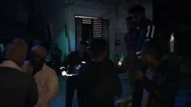 ब्यावरा: सिटी थाना क्षेत्र के राजगढ़ रोड पर स्थित केनरा बैंक के सामने अज्ञात कारणों के चलते एक युवक ने फांसी लगाकर की आत्महत्या