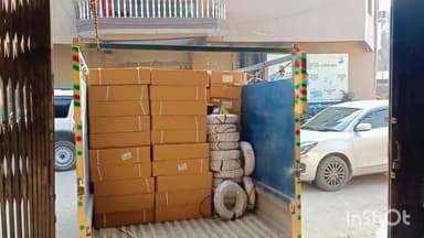 फारबिसगंज: फारबिसगंज नगर परिषद द्वारा शहर में लगाने के लिए लाई गई एलईडी स्ट्रीट लाइट को प्रशासन की रोक के चलते किया गया वापस