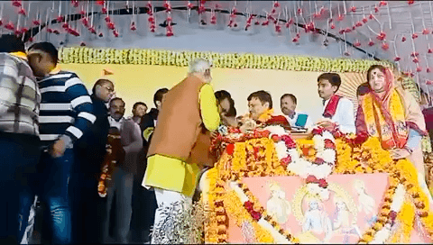 आज पट्टी नगर के मेला ग्राउंड में चल रही श्रीराम कथा में कथा व्यास श्री मुकेश आनंद जी महाराज का आशीर्वाद प्राप्त हुआ #ramkatha #patti #melaground #yuva #bhartiya