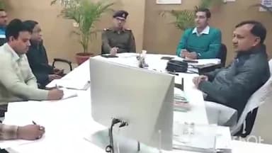 सिरोंज: पथरिया एवं सिरोंज थाने में दर्ज 2 प्रकरणों के आरोपियों की सूचना देने पर मिलेगी 2 हजार की राशि,जिला एसपी ने की घोषणा