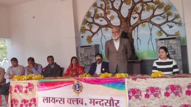 मंदसौर: नाहरगढ़ में 254 नेत्र रोगियों का हुआ नेत्र परीक्षण, 53 लोगों का किया जाएगा मोतियाबिंद का ऑपरेशन