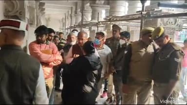 मिर्ज़ापुर: विंध्य कॉरिडोर के निर्माण कार्य का डीएम प्रियंका निरंजन ने किया निरीक्षण, न्यू VIP मार्ग पर वाहनों को देखकर जताई नाराजगी