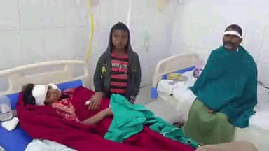 शेखपुरा: मामूली विवाद को लेकर दुल्लापुर गांव में जमकर मारपीट अपने ही चचेरे भाइयों ने पिता और दो बच्चों को बुरी तरह पीटा