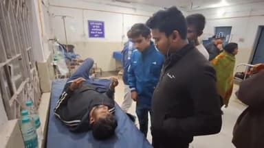 पूर्णिया पूर्व: रामबाग चौक के पास बाइक और साइकिल में हुई टक्कर दो युवक घायल GMCH में भर्ती
