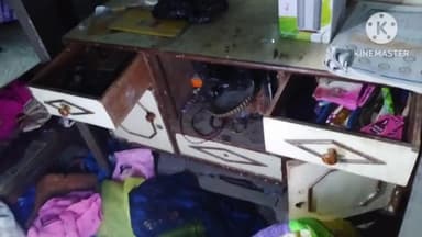 खोदावंदपुर: बरियारपुर पश्चिमी निवासी पूर्व उप प्रमुख के घर भीषण चोरी,चोरों ने ताला तोड़कर लाखों रुपए मूल्य के जेवरात सहित रुपए की चो
