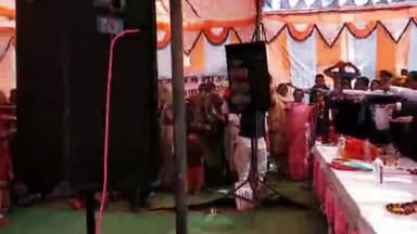 डूंगला: सेमलिया और पिराना में विकसित भारत संकल्प यात्रा के तहत शिविर आयोजित।