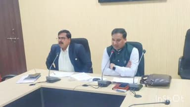 कुरवाई: लंबित आवेदनों के निराकरण हेतु प्रभारी कलेक्टर ने कुरवाई एसडीएम को दिया निर्देश