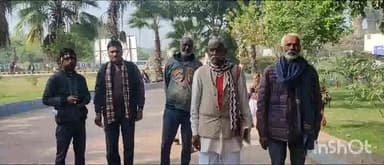 उरई: ग्राम इमलिया स्थित खेत में काम करने गए युवक की सांप के काटने से हुई मौत, मेडिकल कॉलेज में हुआ पोस्टमार्टम