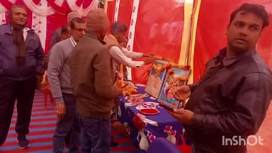 अजयगढ़: ग्राम पंचायत खोरा पहुंची विकसित भारत संकल्प यात्रा कार्यक्रम हुआ आयोजित 
नायाब तहसीलदार, अधिकारी कर्मचारी रहे उपस्थित