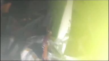 कुढ़नी: महंथ मनियारी हाट के नजदीक बस ने सामने वाली के चकमा के कारण पोल में मारी टक्कर