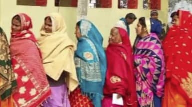 जगदीशपुर: प्रखंड के पांच वार्ड सदस्य पदों पर मतदान शांतिपूर्ण ढंग से संपन्न,एसडीएम एसडीपीओ ने मतदान केंद्र का किया निरीक्षण