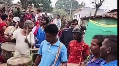 ओरमांझी: खिजरी विधायक राजेश कच्चछप ने नामकुम प्रखंड में दो महत्वपूर्ण योजनाओं का किया शिलान्यास