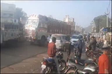 डग: डग कस्बे में बायपास नही होने से अक्सर लगता है जाम, वाहन चालक परेशान