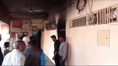 गोटेगांव: ठाकुर निरंजन सिंह महाविद्यालय में शॉर्ट सर्किट के चलते कंप्यूटर कक्ष में लगी आग