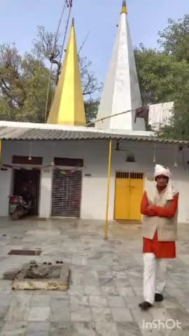 धौलपुर: घड़ी चटोला के निकट पार्वती नदी किनारे स्थित मंदिर से घंटे और दान पेटी की हुई चोरी