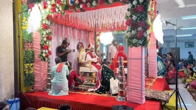 ગોંડલ: ઉમરાળી ગામે ધીરુભાઈ રામોલિયા ની દીકરી શ્રુતિના શુભ લગ્ન પ્રસંગ પોરબંદરના સાંસદ ઉપસ્થિત રહ્યા