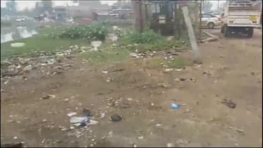 इकौना: जिलाधिकारी ने नगर पंचायत इकौना के अन्तर्गत पूरे नगर क्षेत्र का किया भ्रमण, अधिकारियों को दिए सख्त निर्देश