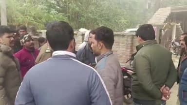 करछना: हल्दी कला में बीते दिन हुए किशोर की हत्या का नहीं हुआ खुलासा,आचार्य हरिकृष्ण शुक्ला ने कहा आरोपियों को मिले फांसी की सजा