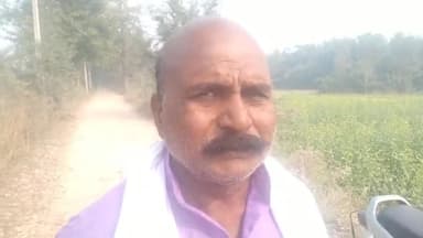 कुढ़नी: पुपरी निवासी ग्रामीण राजेन्द्र सिंह ने पुपरी मठ से सकरी चट्टी तक जोड़ने वाली सड़क के स्थिति को लेकर आक्रोश व्यक्त किया