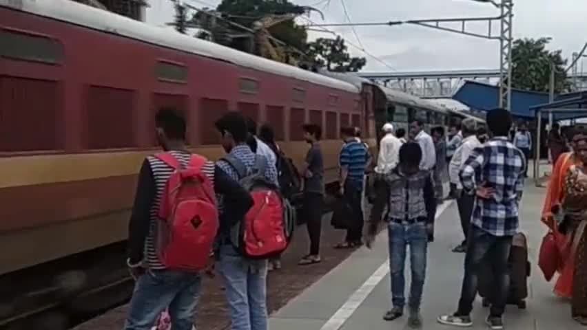 बरपाली: कोरबा को रेलवे ने दी दो सौगात