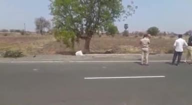 हिंगणघाट: भोजनखेडा ते तळेगांव रस्त्याने दुचाकीच्या धडकेत पायदळ जात असलेला व्यक्ती जखमी