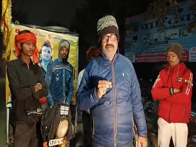 हरदोई: बुलंदशहर से दंडवत यात्रा करते हुए अयोध्या के लिए निकले तीन राम भक्त पहुंचे हरदोई, 300 किमी की यात्रा कर चुके हैं पूरी