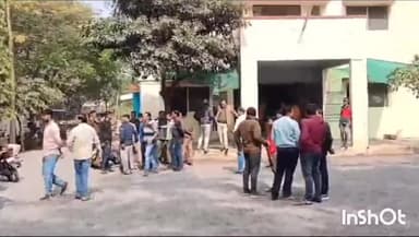 बासोदा: जैन मुनियों पर अभद्र टिप्पणी करने पर जैन समाज के लोग पहुंचे गंजबासौदा के सिटी थाने, पुलिस ने दो आरोपियों को किया गिरफ्तार