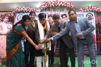 फुलवारी: फुलवारी के दिल्ली पब्लिक स्कूल में मनाया गया वार्षिकोत्सव, मुख्य अतिथि के रूप में सांसद राम कृपाल यादव भी रहे मौजूद