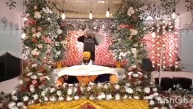 आगरा: मधु नगर गुरुद्वारे में नए साल के उपलक्ष्य में आयोजित किया गया सत्संग, सिख समाज के लोगों ने बढ़-चढ़ कर लिया हिस्सा